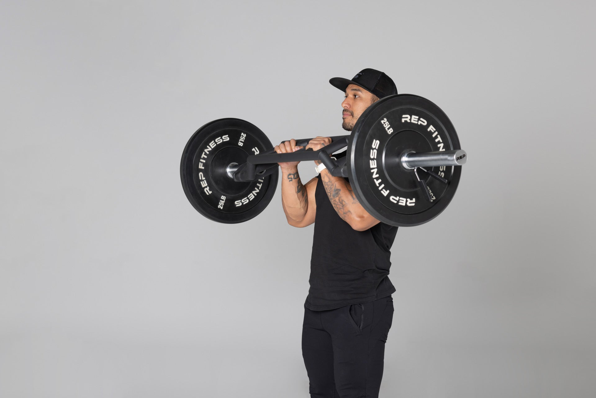 REP Fitness Cambered Swiss Bar vektstang 20,4 kg svart