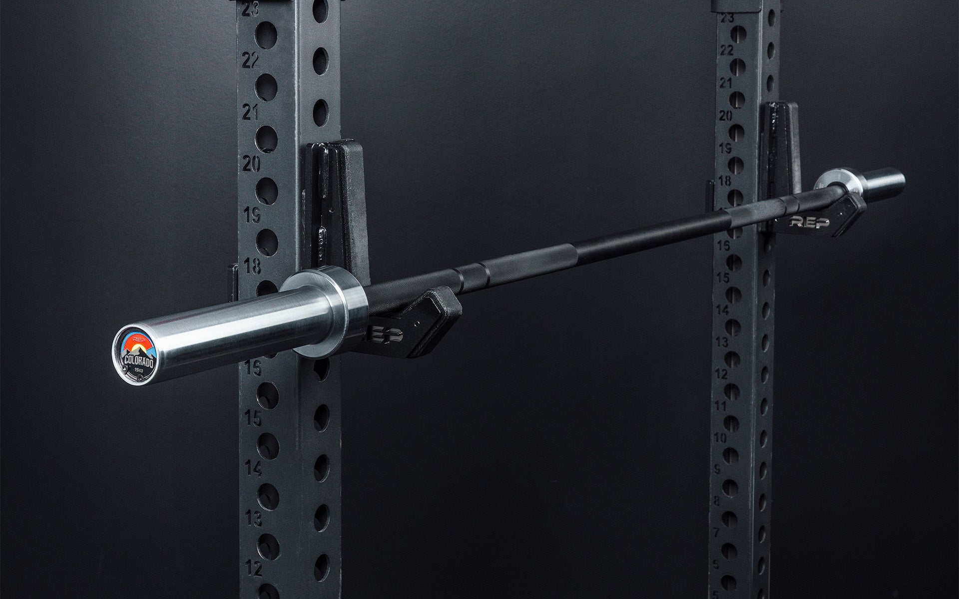 REP Fitness Colorado Short Bar vektstang 15 kg Black Cerakote