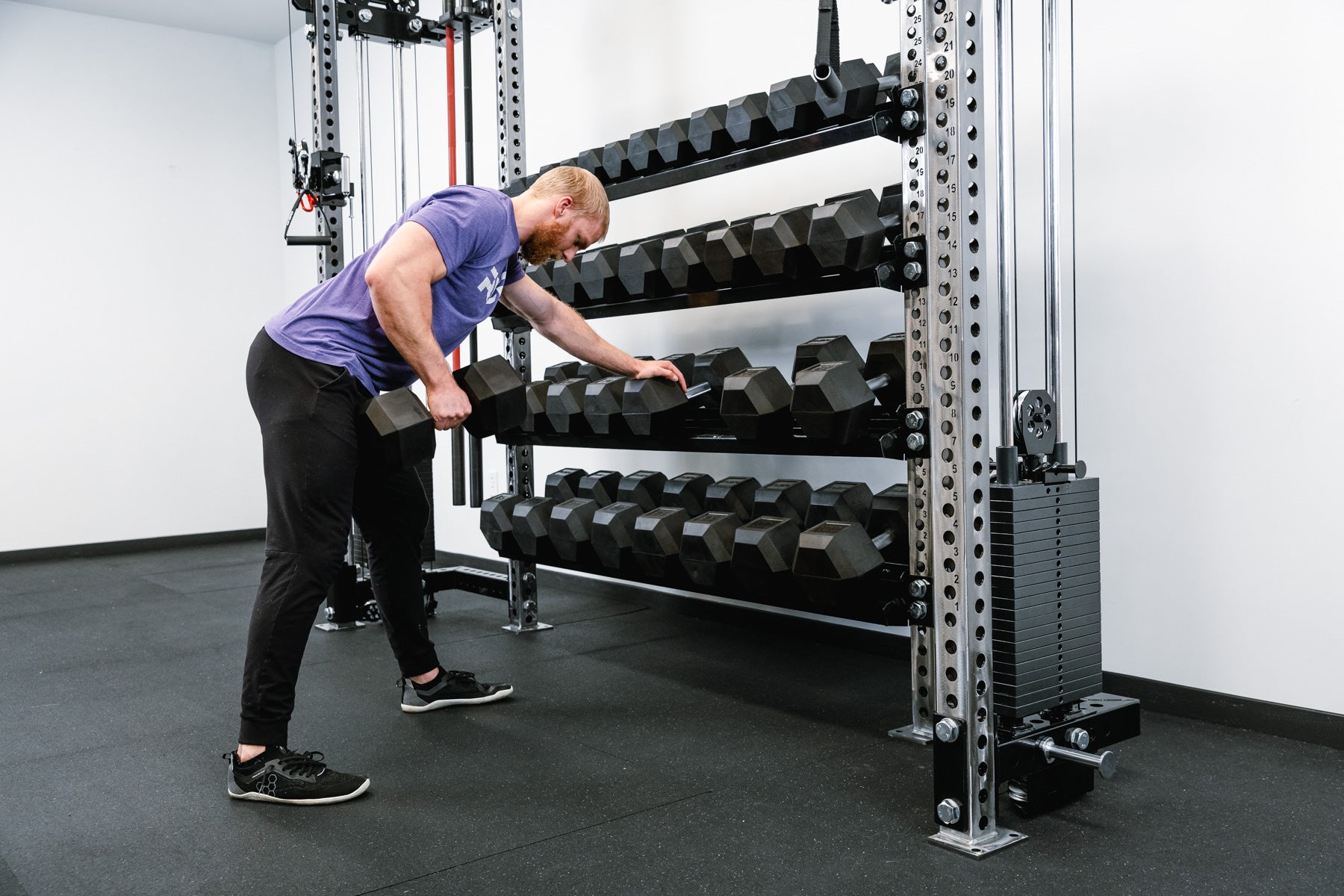 REP Fitness 5000 manual- og kettlebellhylle oppbevaring