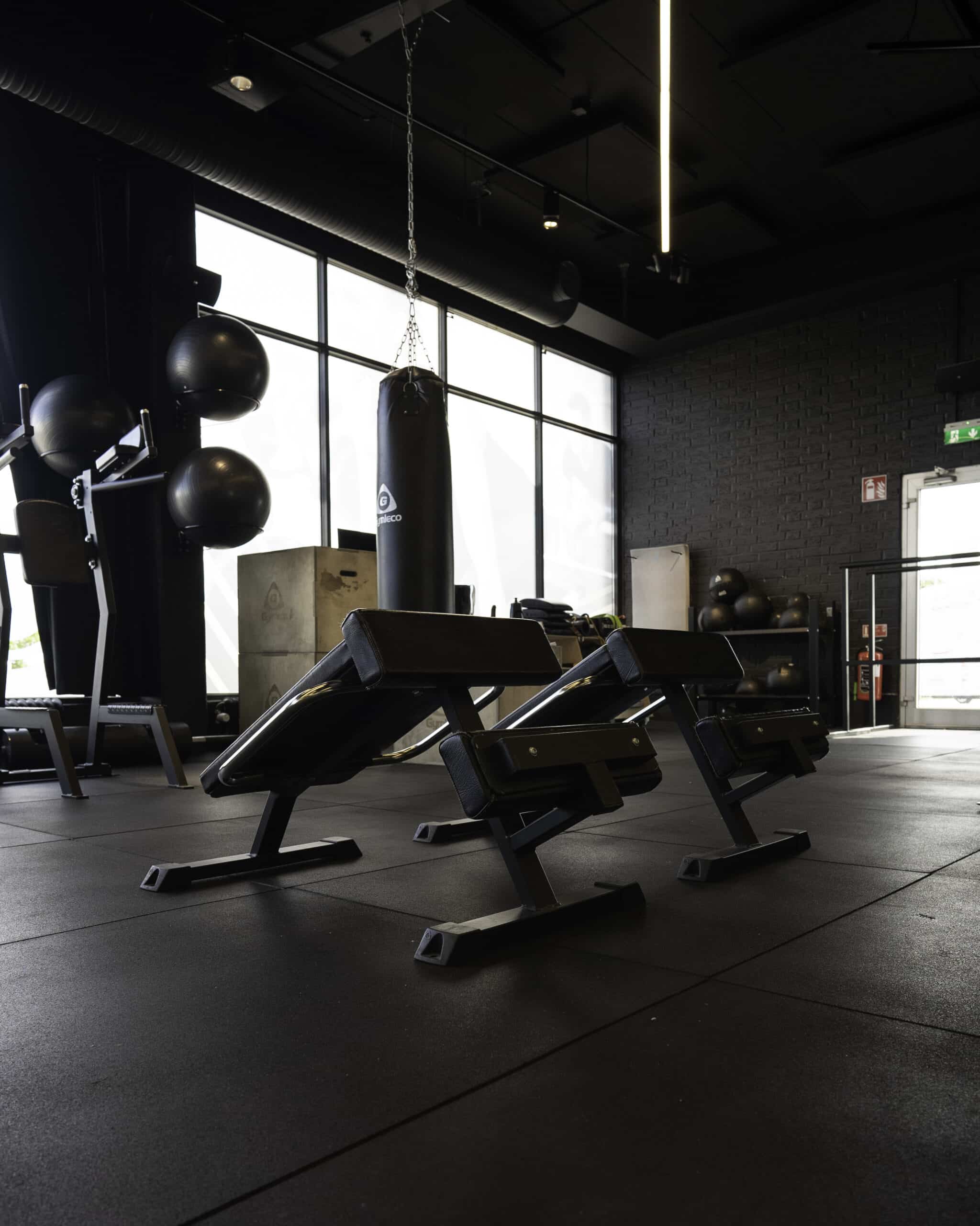 Gymleco magestol omvendt romersk benk mage