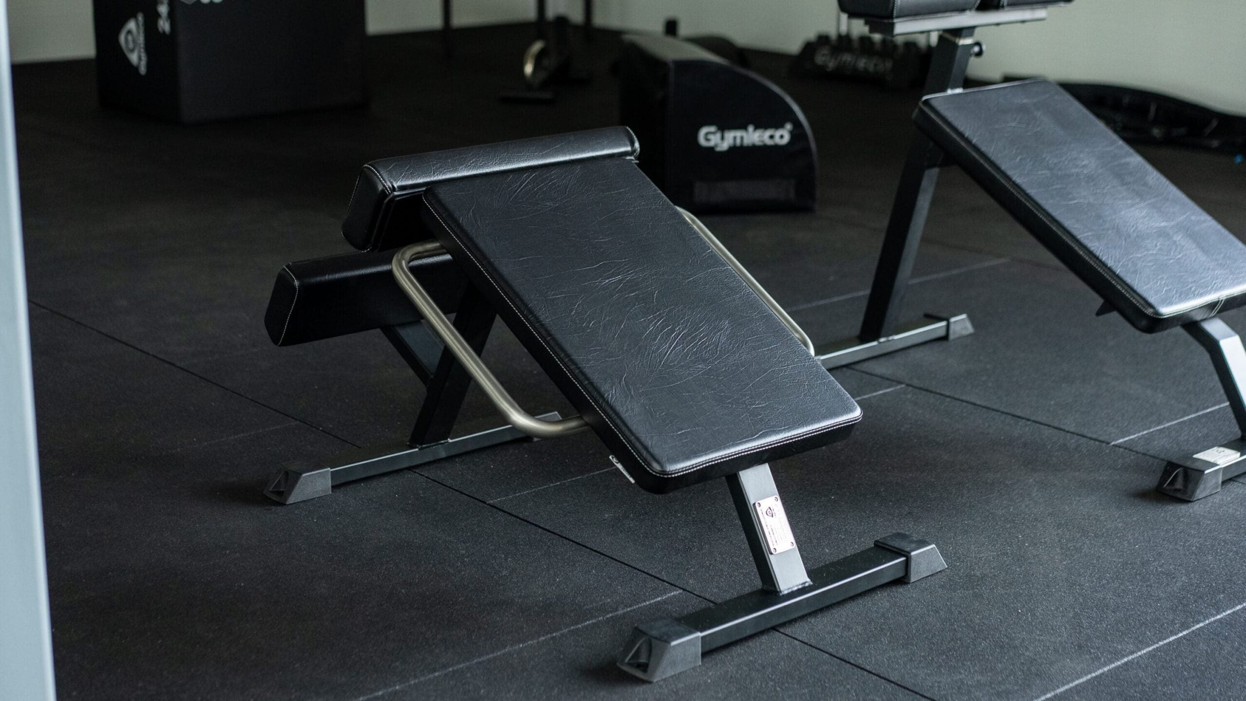 Gymleco magestol omvendt romersk benk mage
