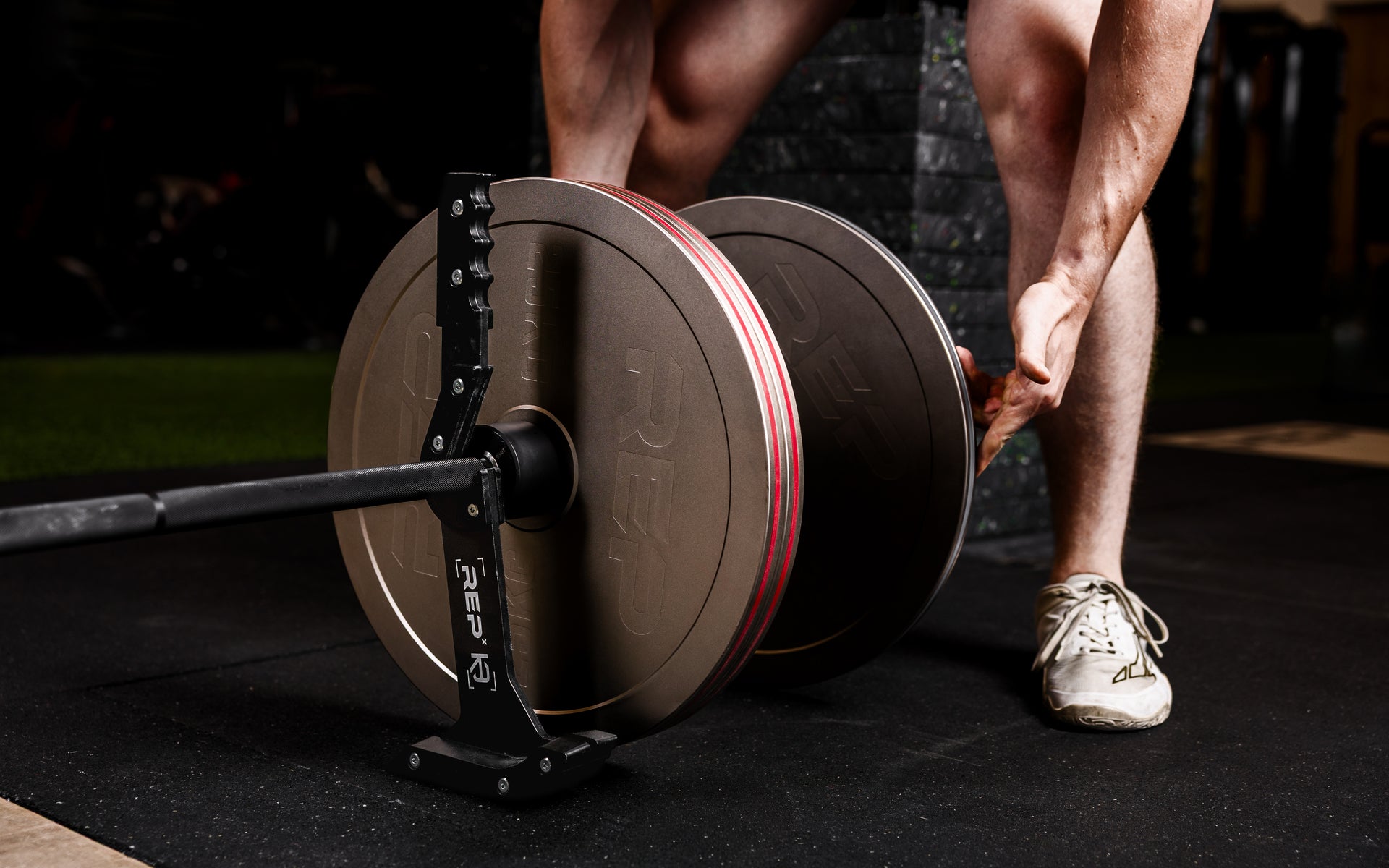 REP Fitness kalibrerte stålplater 25 kg par styrkeløft