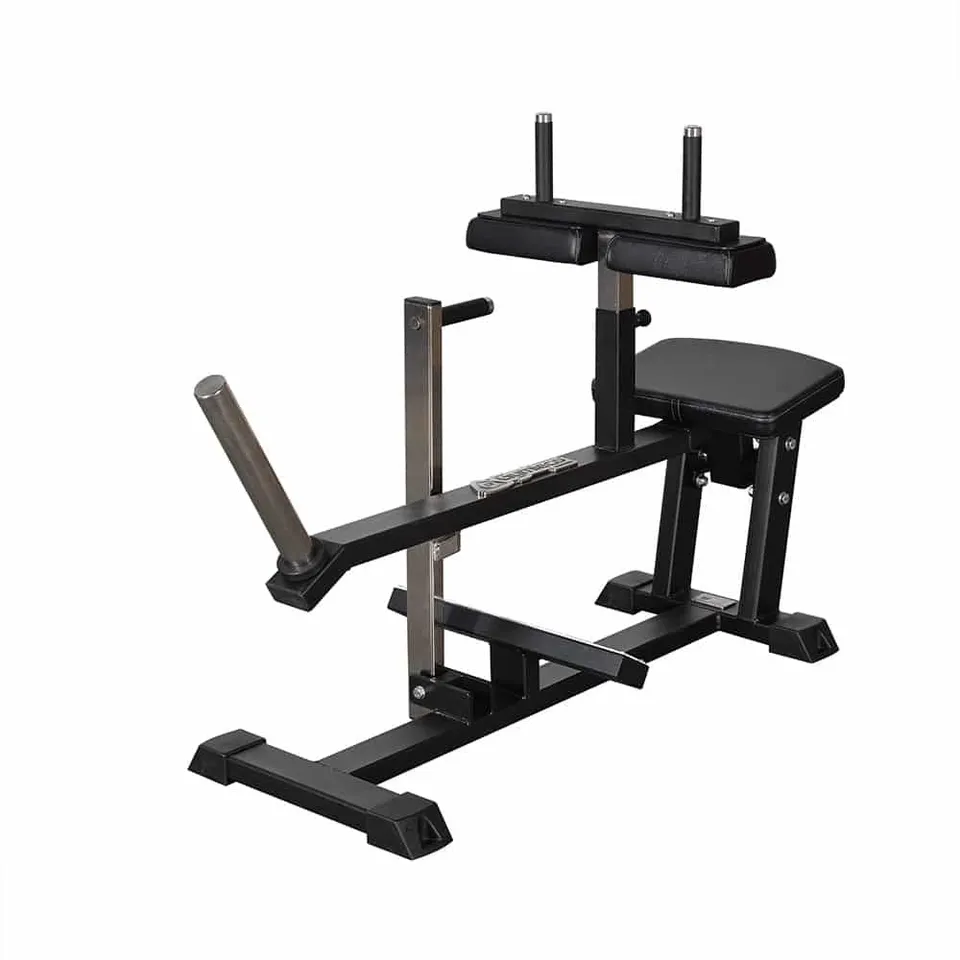 Gymleco 145 Seated Calf Press leggmaskin platebelastet