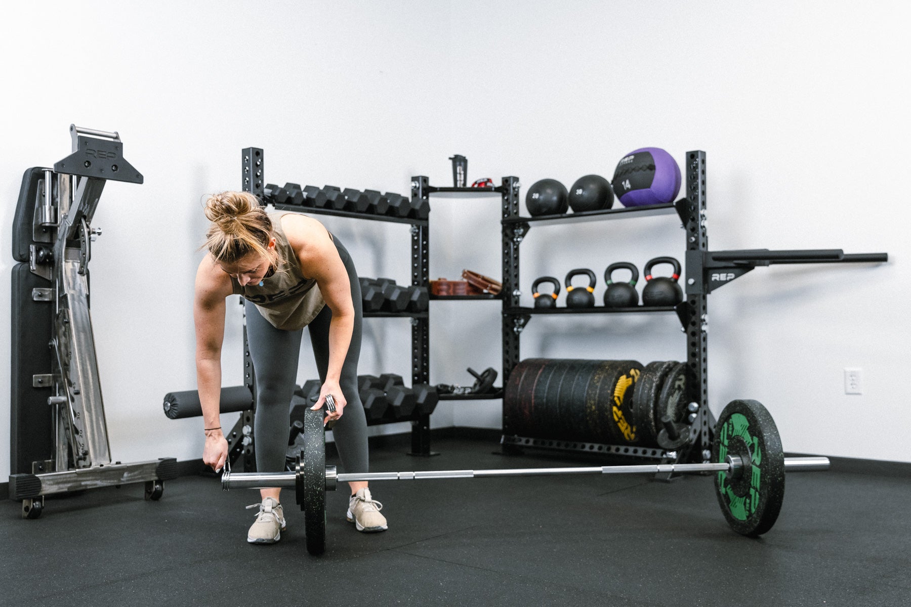 REP Fitness 5000 Corner Shelf hjørnehylle oppbevaring