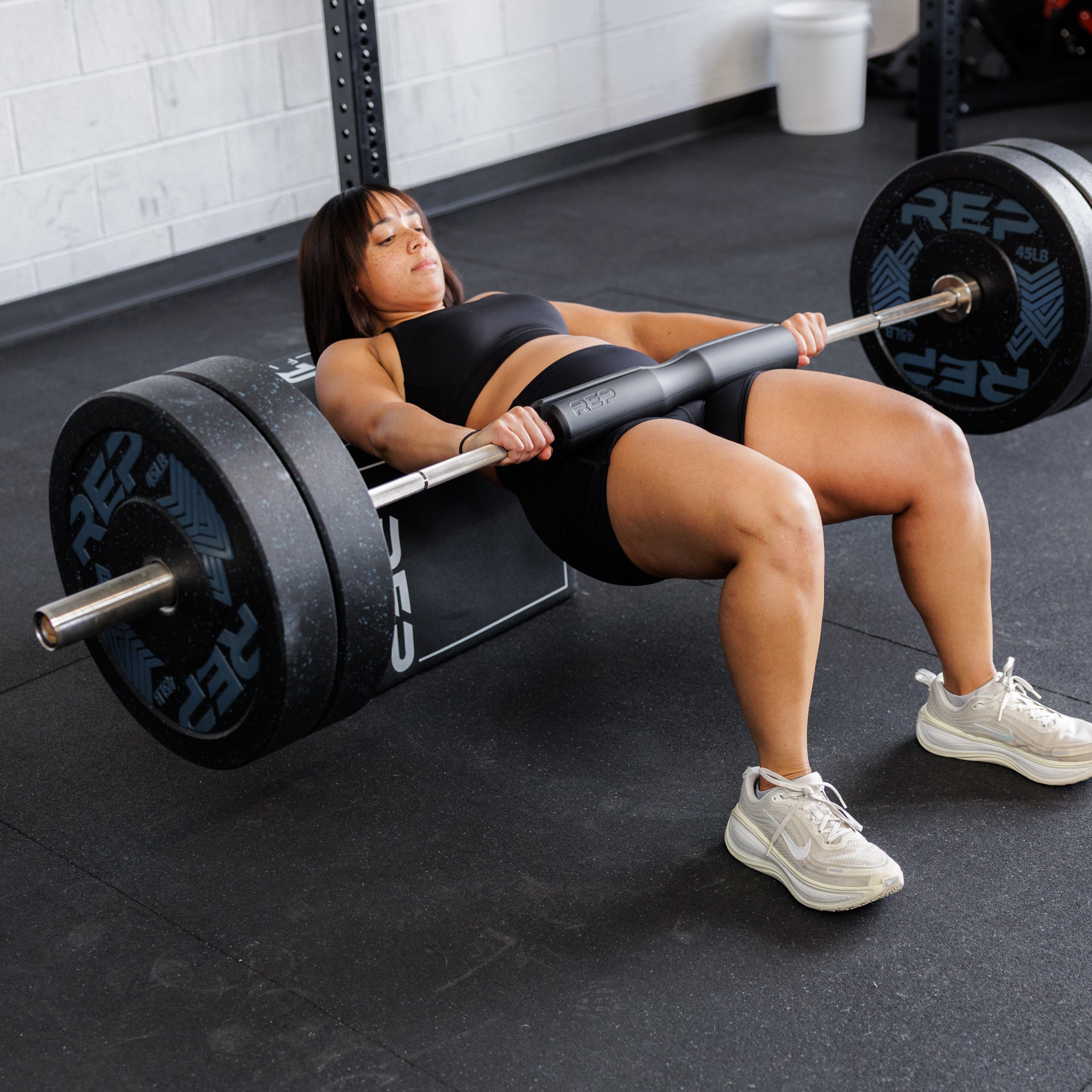 REP Fitness Hip Thrust stangpute nakkepute