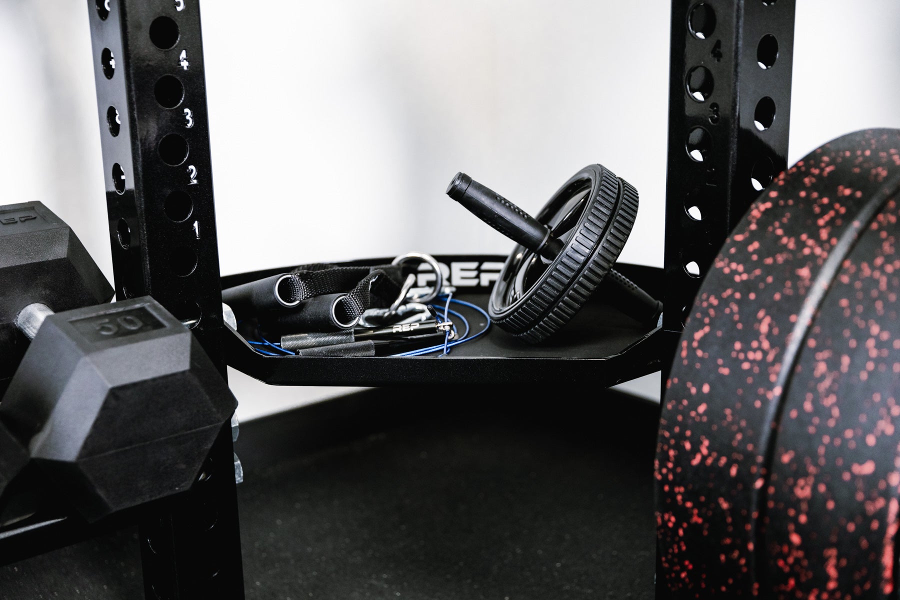 REP Fitness 5000 Corner Shelf hjørnehylle oppbevaring