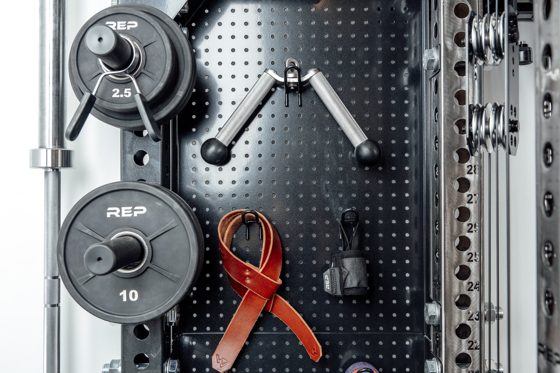 REP Fitness Peg Boards pegboard 80 tommer stål